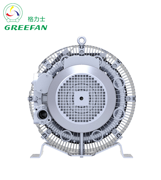 High pressure fan for vacuum feeding